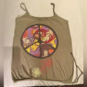 Cute cami with large peace sign